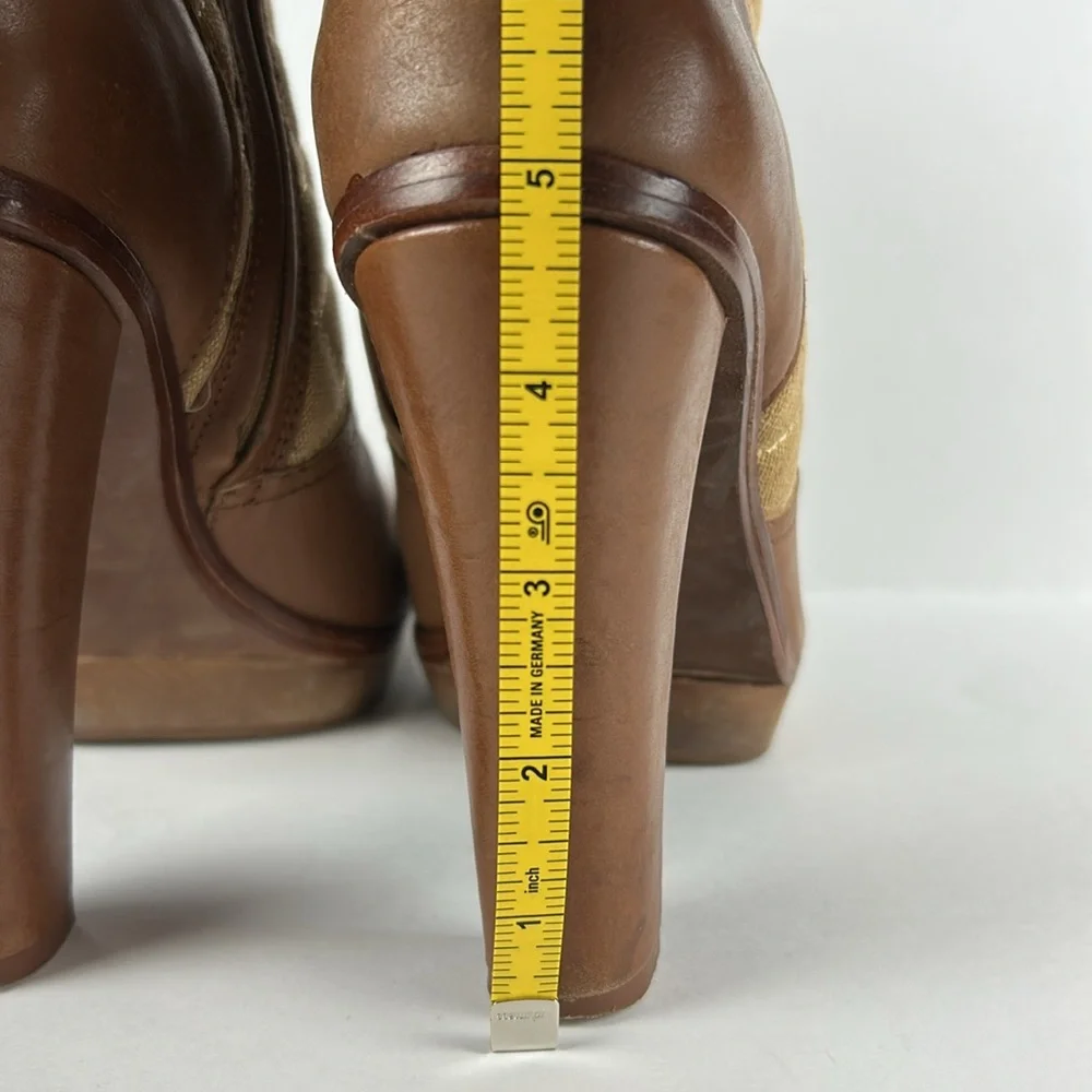 BCBGMaxAzria Kingston Platform Booties size 9.5